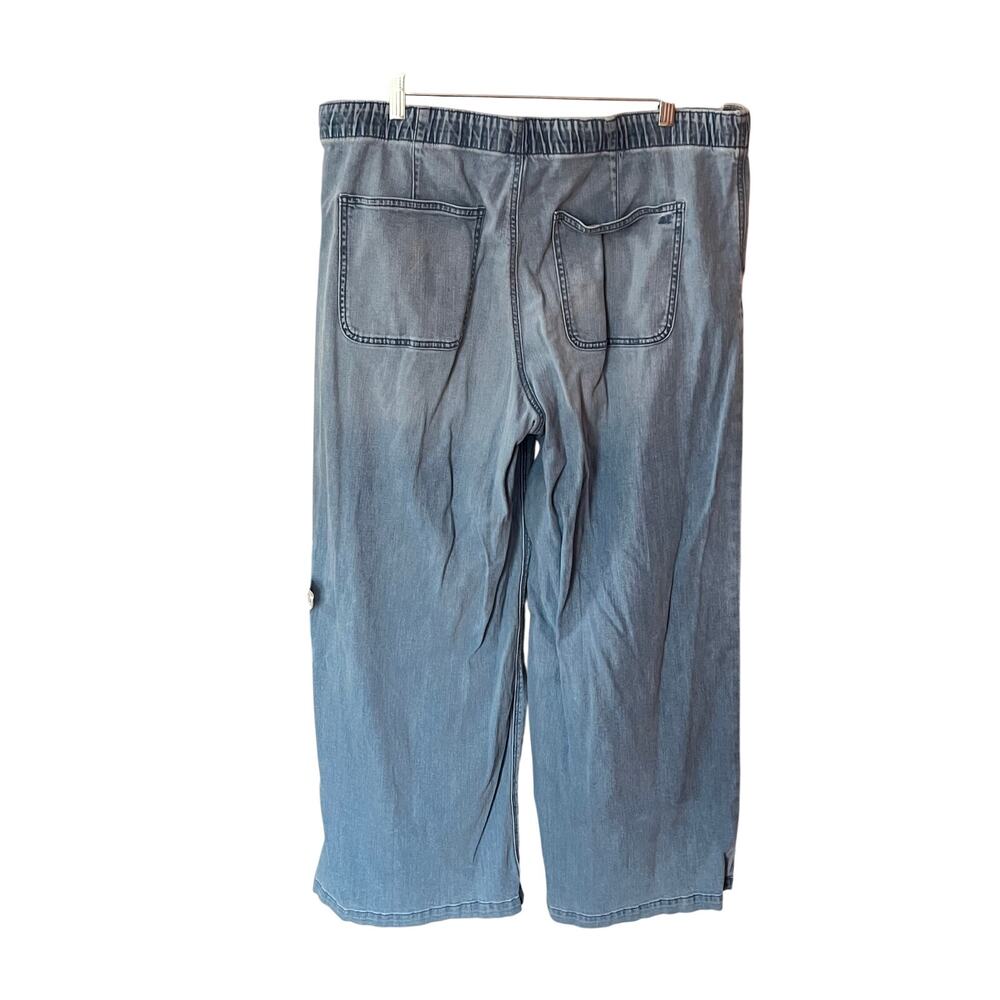 American Eagle Stretch Low rise Ultra Wide Leg Pull-on Jeans Light Blue SZ XL L - Picture 3 of 6